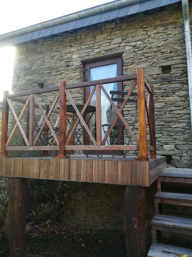 La Ferme De La Chapelle - Gite Et Chambres D'Hotes Cherain Exteriör bild