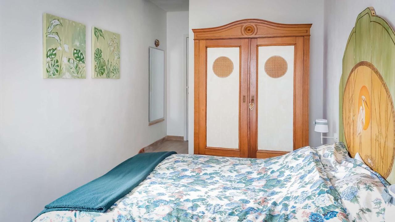 La Ferme De La Chapelle - Gite Et Chambres D'Hotes Cherain Exteriör bild